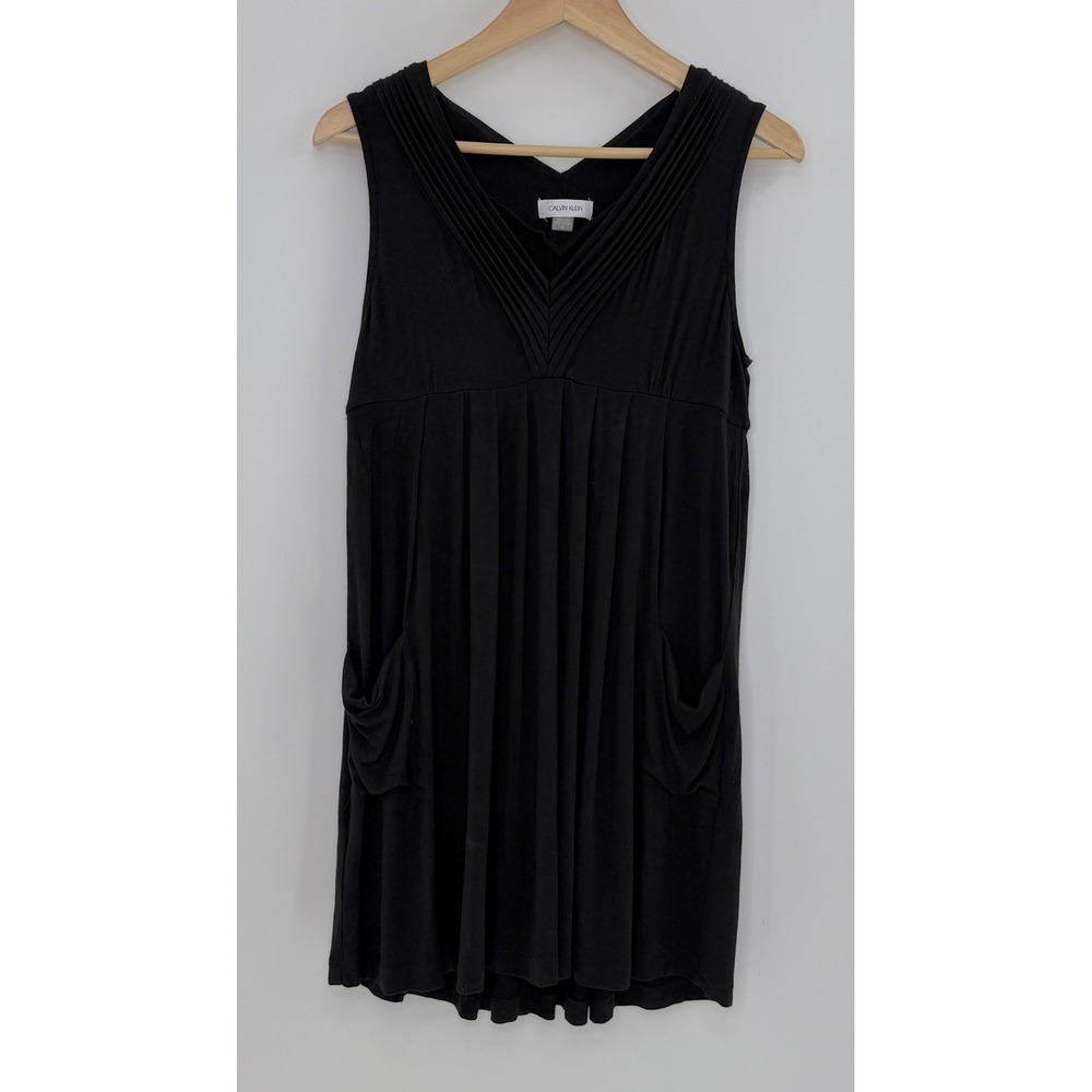 Calvin Klein‎ Black Sleeveless V-Neck Stretch Dress Size 8 Pleated Pockets Flowy
